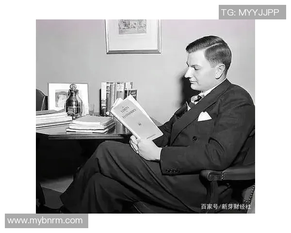篮球明星山姆的传奇之路与不屈精神激励年轻一代追梦者